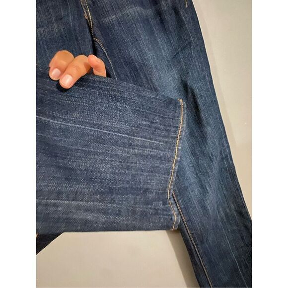 Old Navy Medium Wash The Diva Straight Leg Jeans NWOT Size 6 Long - Picture 4 of 6